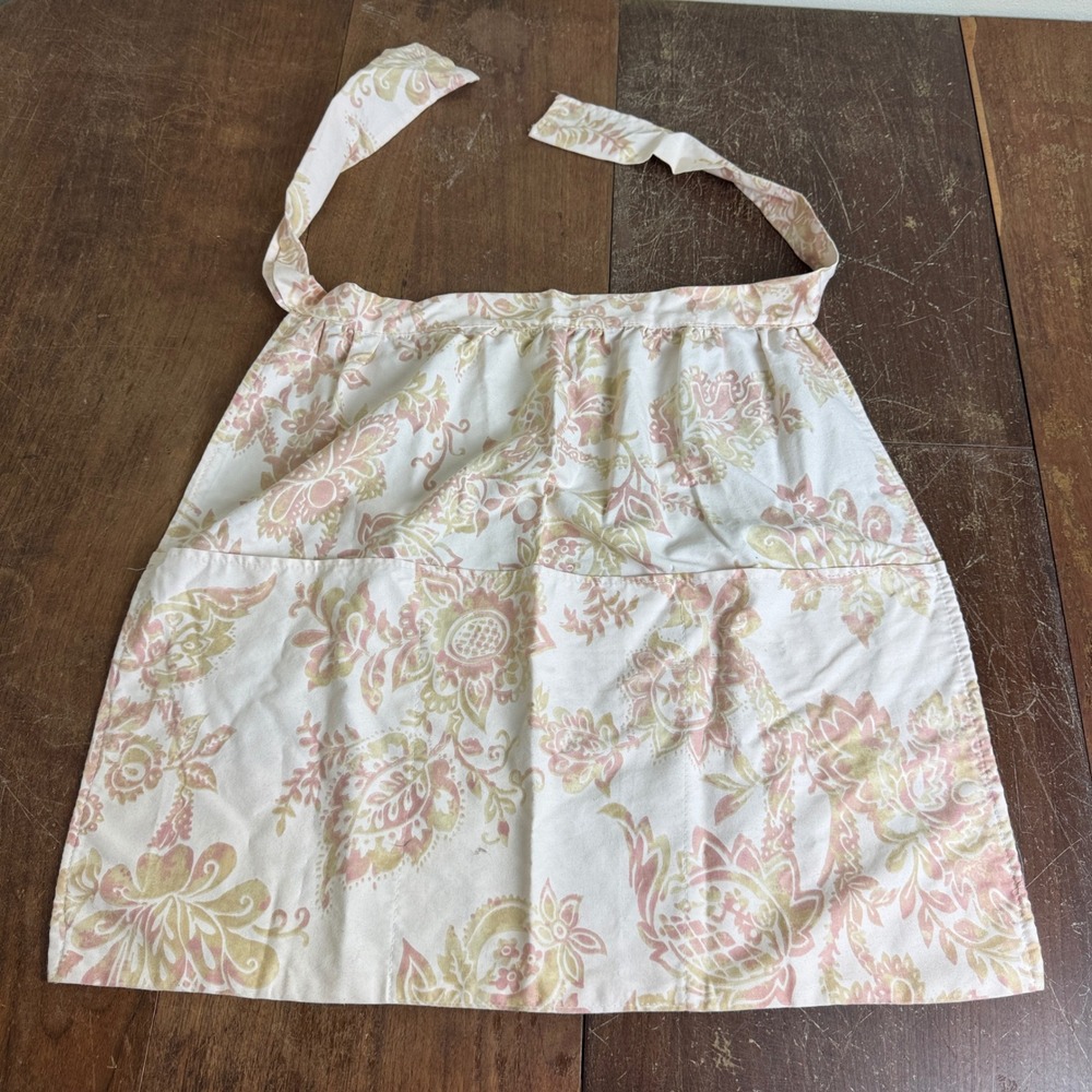 Vintage‎ Handmade pink tan paisley motif half apron with 3 pockets